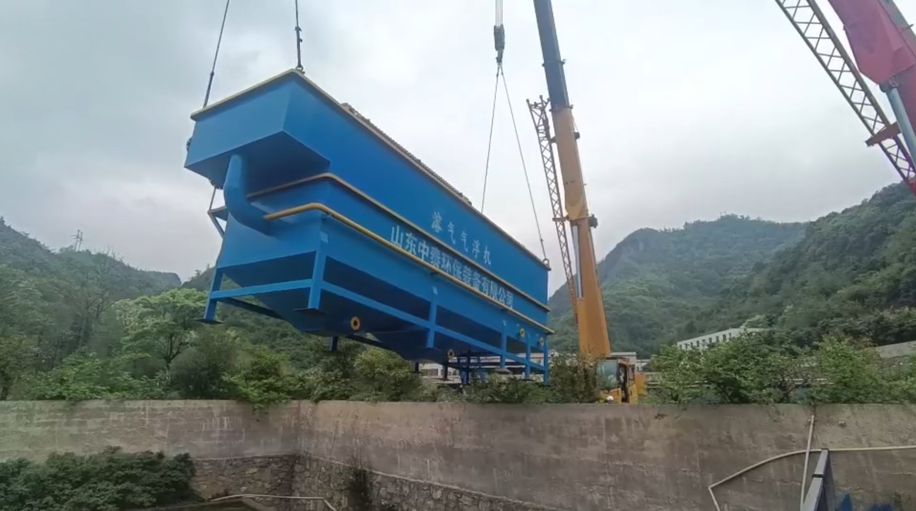 氣浮機，高效氣浮機，溶氣氣浮機，氣浮機安裝現(xiàn)場